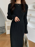 Momentlover Simple Long Sleeves Black Split-Joint Elasticity Waist Pleated Midi Dress