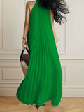 Momentlover A-Line Sleeveless Pleated Solid Color Halter-Neck Maxi Dresses