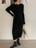 Momentlover Simple Long Sleeves Black Split-Joint Elasticity Waist Pleated Midi Dress