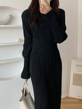 Momentlover Simple Long Sleeves Black Split-Joint Elasticity Waist Pleated Midi Dress