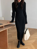 Momentlover Simple Long Sleeves Black Split-Joint Elasticity Waist Pleated Midi Dress