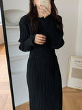 Momentlover Simple Long Sleeves Black Split-Joint Elasticity Waist Pleated Midi Dress