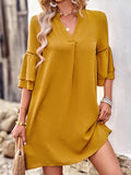 Momentlover Split-Joint Solid Color Hollow Three-Quarter Sleeves Loose V-Neck Mini Dresses