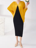 Momentlover Pleated Contrast Color Loose Batwing Sleeves Round-neck Midi Dresses